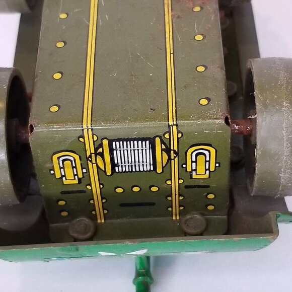 Vintage Marx Toys Wind Up Green Tin Tank Working Motor Original Key - Picture 7 of 8